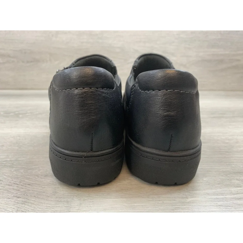 Clarks collection black